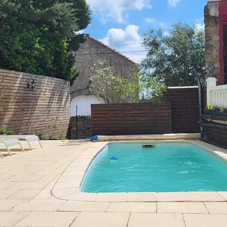 Bed & Breakfast La Maison Millesime La Caunette