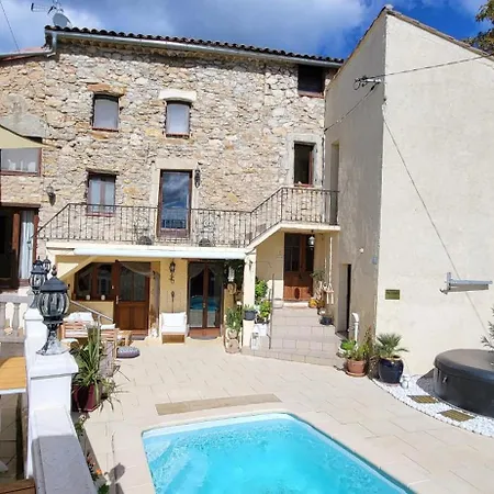 Bed & Breakfast La Maison Millesime 3*