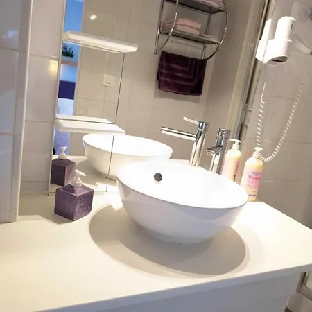 Bed and breakfast La Maison Millésime 3*